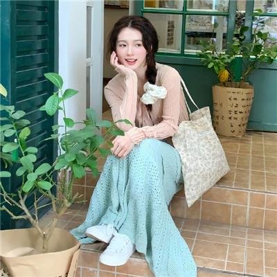 牌坊下的女人