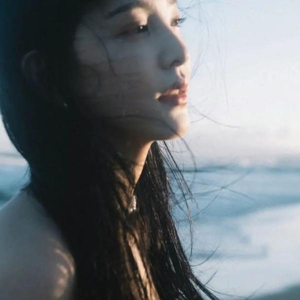 血溅小楼破碎心